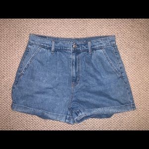 AE mom jean shorts